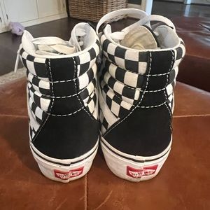 VANS FILMORE HI PLATFORM SNEAKER